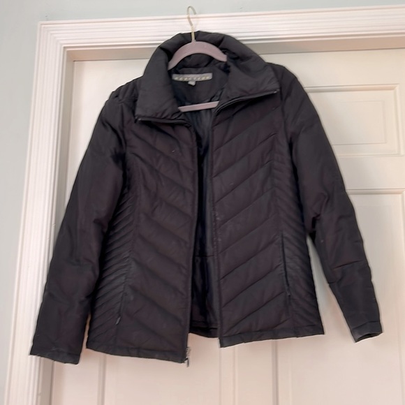 Ladies Black Puffer Coat Down Feather Filled Size Medium Coat Hip Length Jacket - Picture 1 of 10
